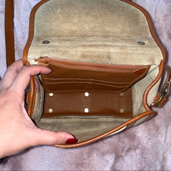 SOLD Vintage Dooney & Bourke Medium Lockhart Flap Bag - Picture 10 of 11